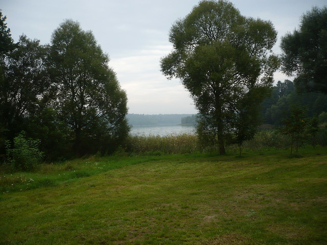 Ostrowce, godz.8