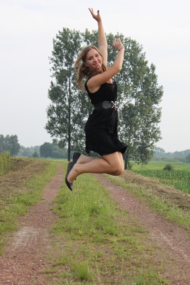 trzymaj mnie i nie puszczaj.