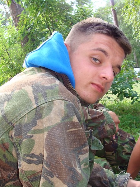 PAINTBALL.