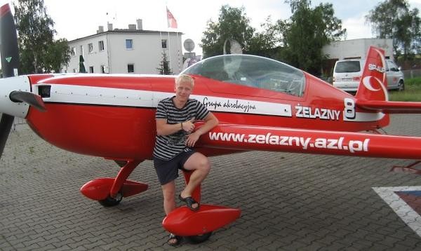             >>  extra  300  