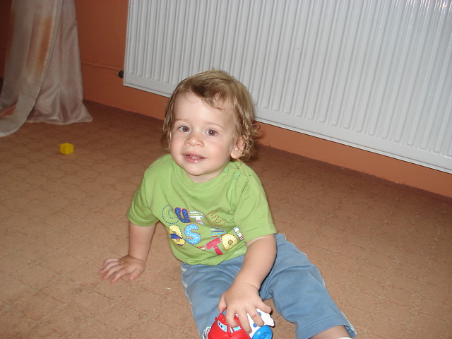 Wiktorek ;**