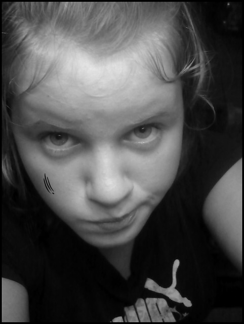 ` y o o o . < 3