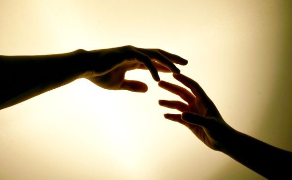 Hold my hand babyy:*