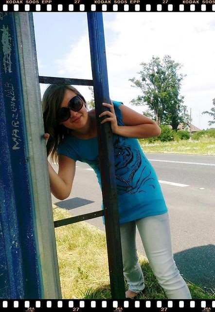 w oczekiwaniu na autobus: