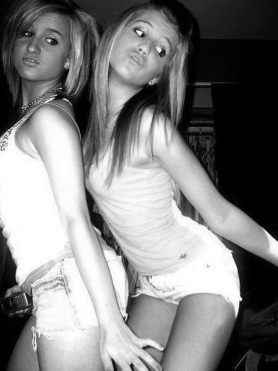 Nie ma to jak PRZYJACIӣKA:**