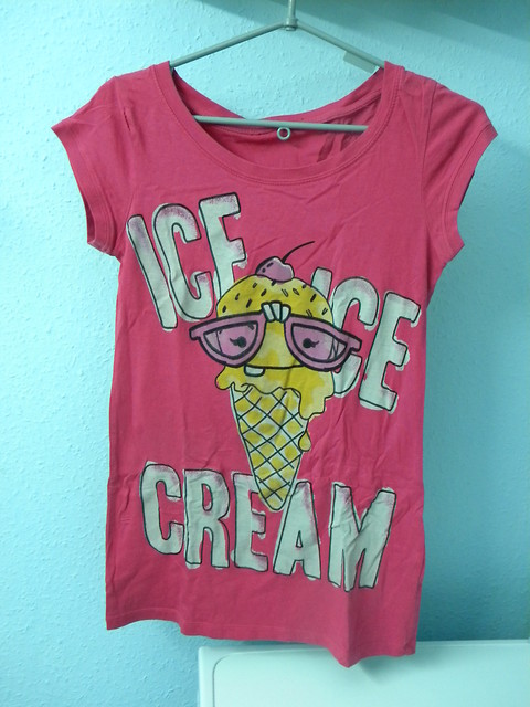 T-SHIRT BERSHKA!
