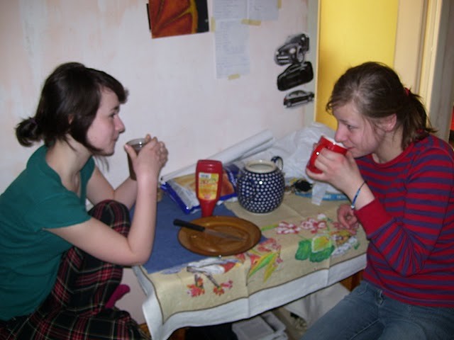 dzbanek w kropki.