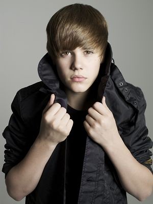 Justiinek . < 333 ; *