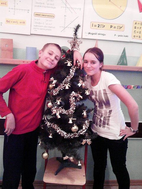 Lekcja pt. Ubieramy choink;P