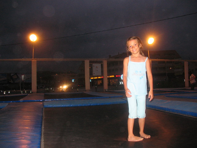 w hiszpani na trampolinie