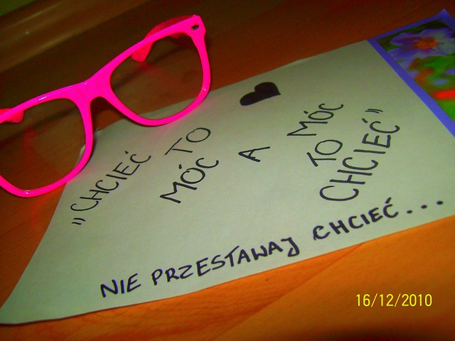 Patrze przez rowee okulary !!