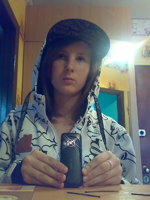 Haha ; **