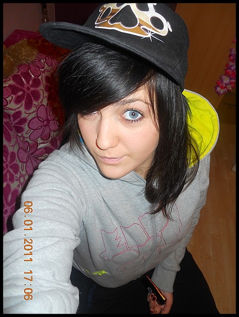 Bum bum bum .. 