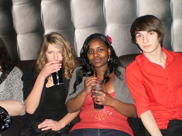 I wanna live my life tonight.