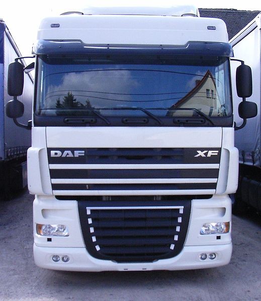 DAF XF105-460