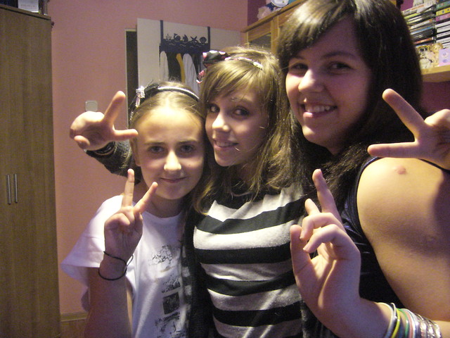 na uroo . < 33