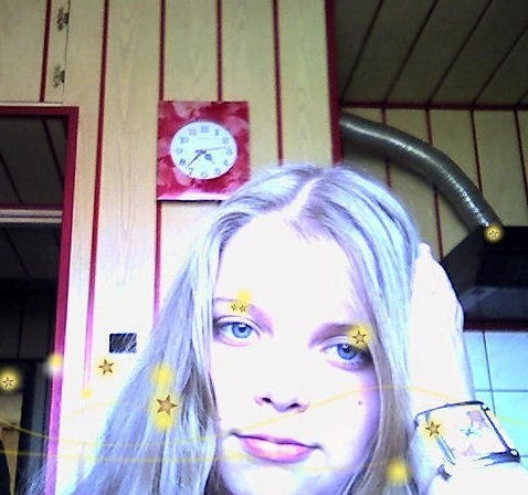 Ja ;**