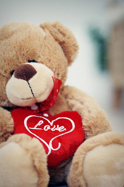 LoVee...; **