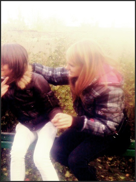 Kinia ;* 