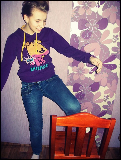 U Madzi ;*