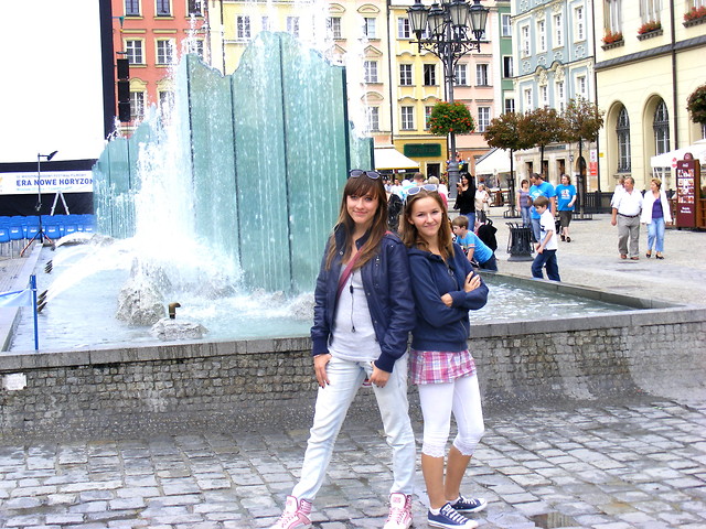 Domi. ;*
