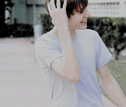 08. -  born to be somebody . 