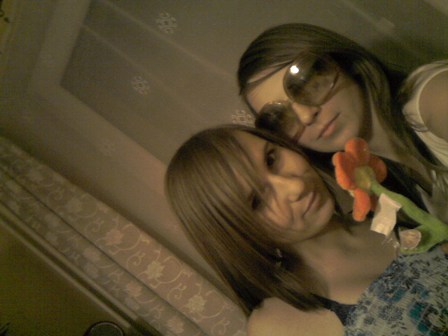 Kindziaa .! , ;** 