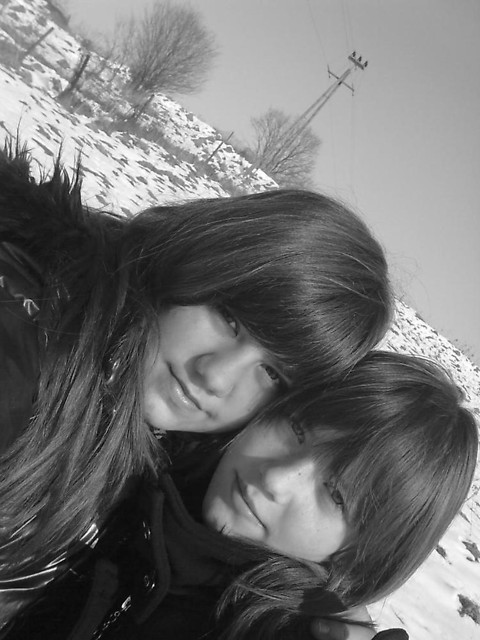 Z Andzi..