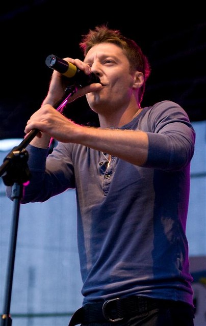 Mariusz Totoszko:*