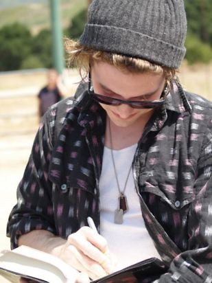 Robert ;*