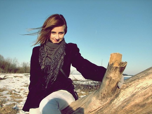 By. Karinaa 