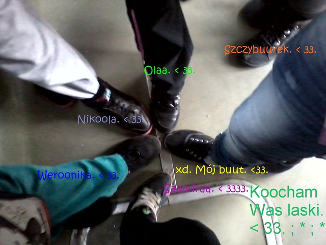 Autobus. < 3. 