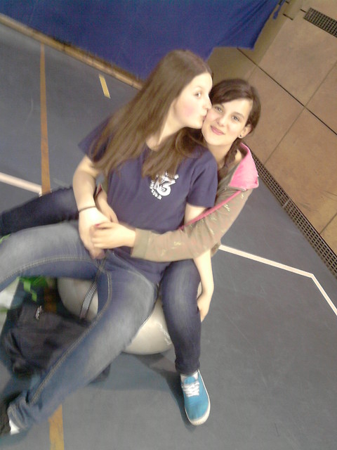 z moja < 3 