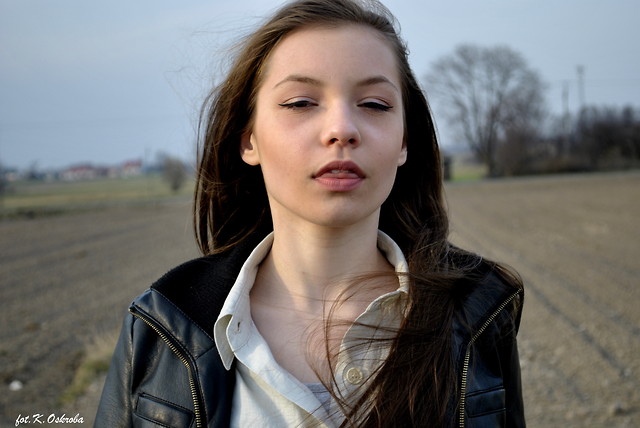 ;*