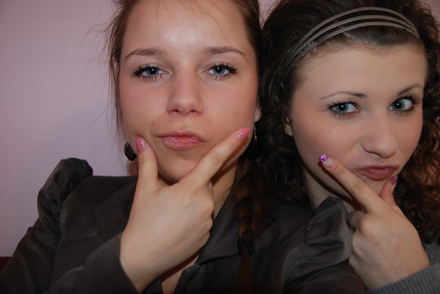 ak-artowskie ; *