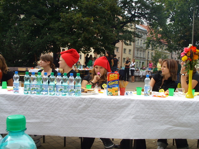 cofnijmy si..