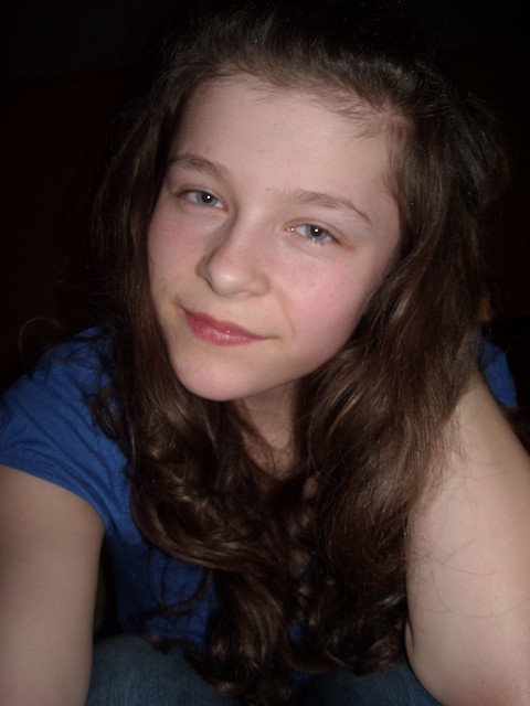 Mycha  < 33