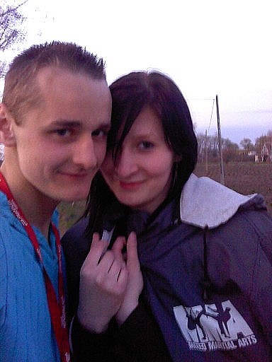Mj;***