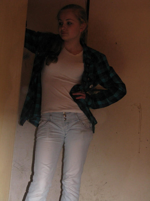 Edzior  !.  = **