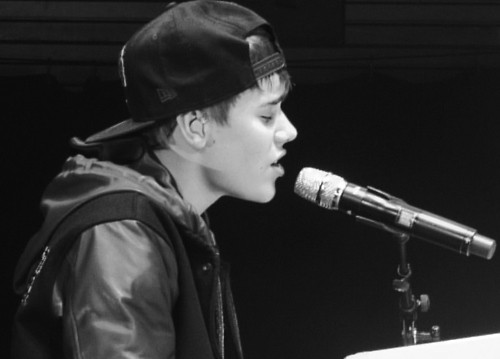 i need somebody to love . 
