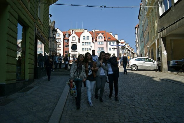 Euroweek ;**