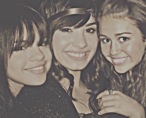 Wpis mileyxselenaxdemi