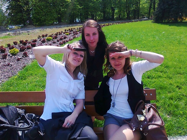 z Nimi;*