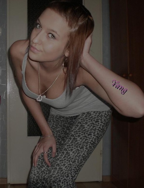 dla Yanga . < 33