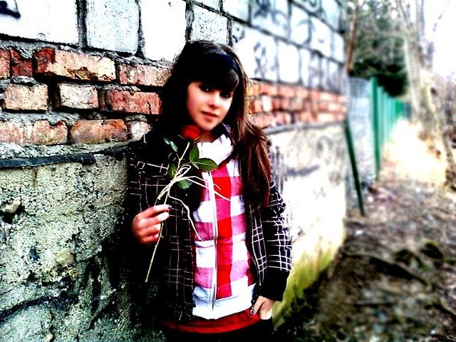 Wlamm. ;**