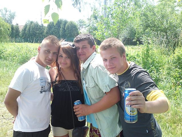 ha stawy ;D :* a nimi ;D 