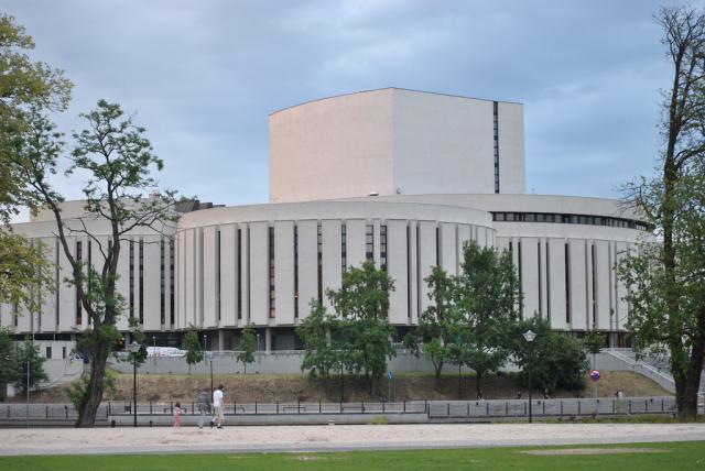 Opera Nova