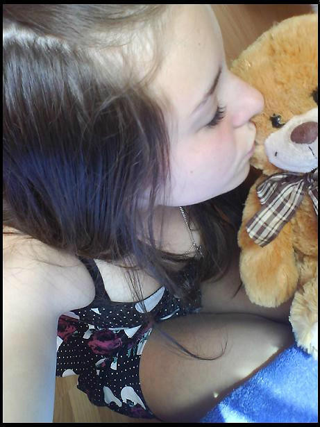 Ewciak ;**