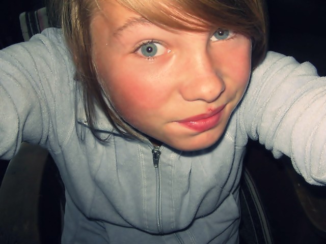 wam < 3 ; D ! 
