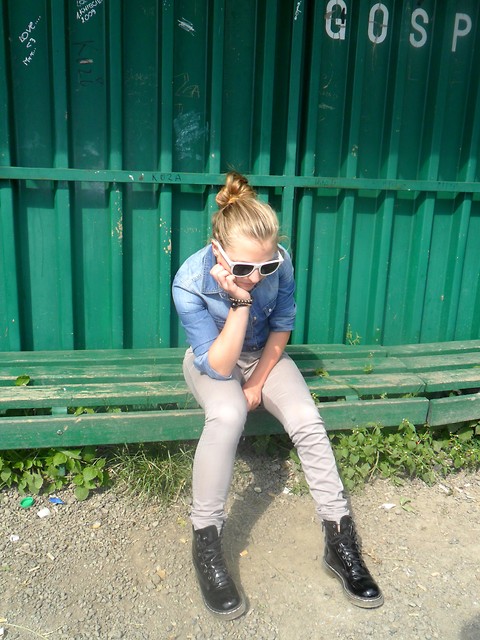 Magicznee < 33 